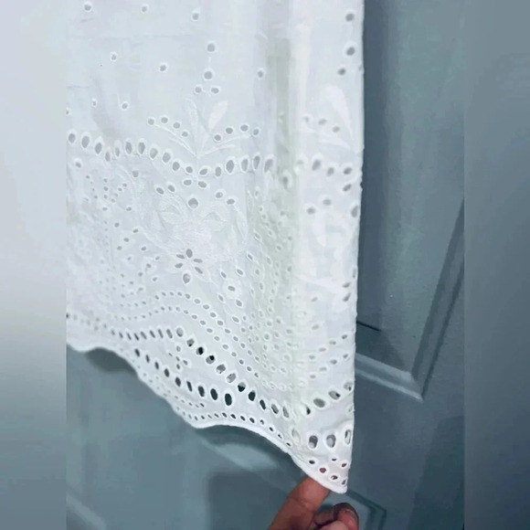 Express brand White Mini Dress Puff Sleeves Flowers details Size Small NWT - Picture 10 of 16